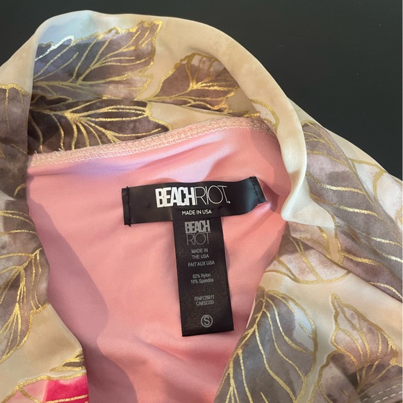 Beach Riot Hibiscus Swim Set - Picture 8 of 9